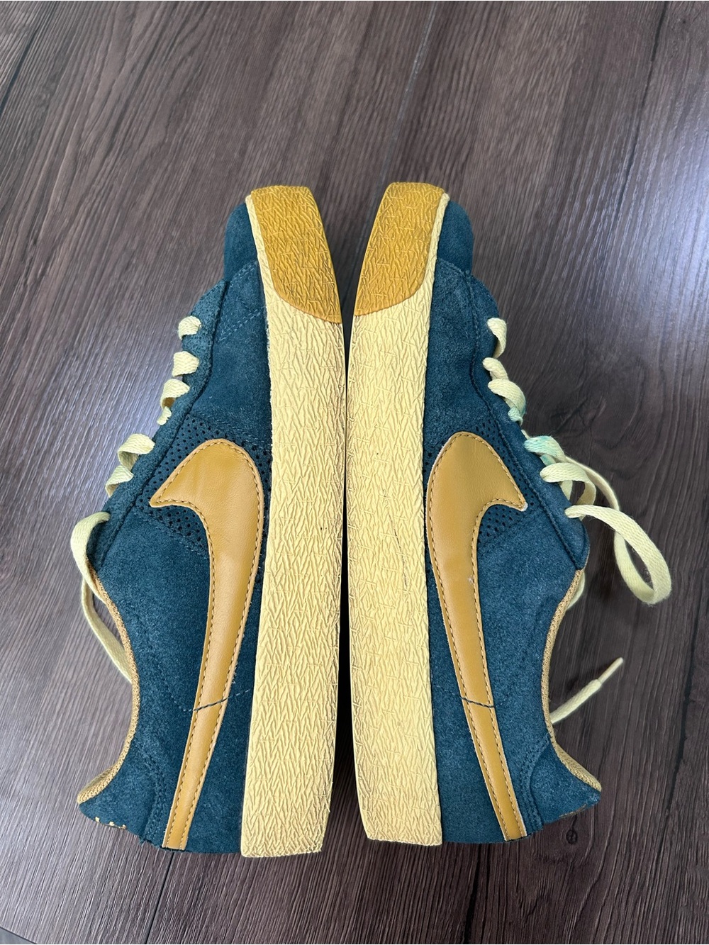 NIKE - Blazer Low SB Shoes - Picture 8 of 11